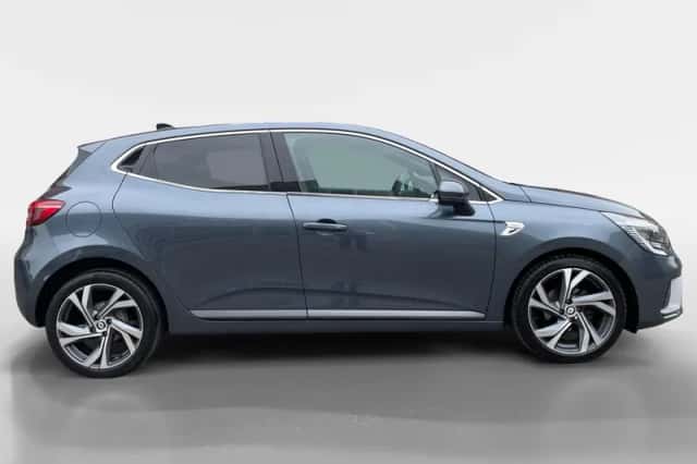 Renault Clio (2022) thumbnail 2