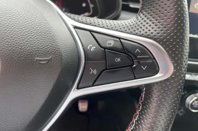 Renault Clio (2022) thumbnail 18
