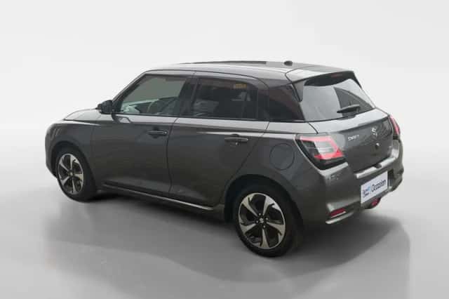 Suzuki Swift (2025) thumbnail 2