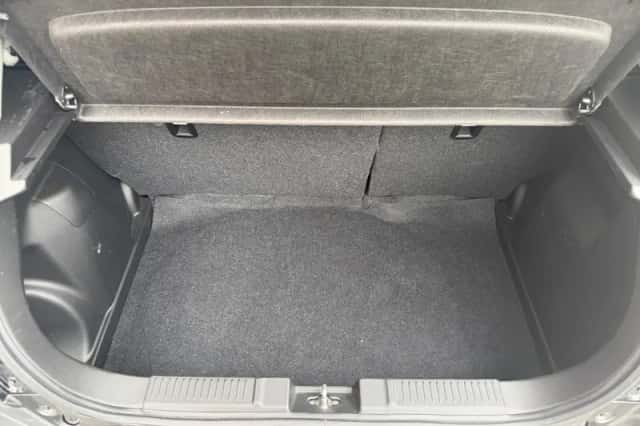 Suzuki Swift (2025) thumbnail 17