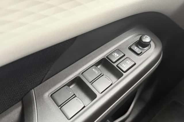 Suzuki Swift (2025) thumbnail 19