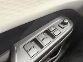 Suzuki Swift (2025) thumbnail 19