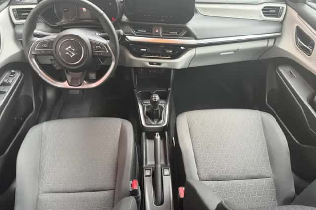 Suzuki Swift (2025) thumbnail 25