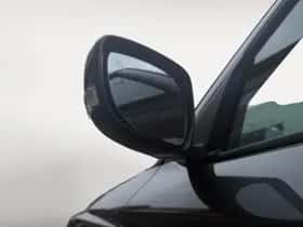 Suzuki Swift (2025) thumbnail 10