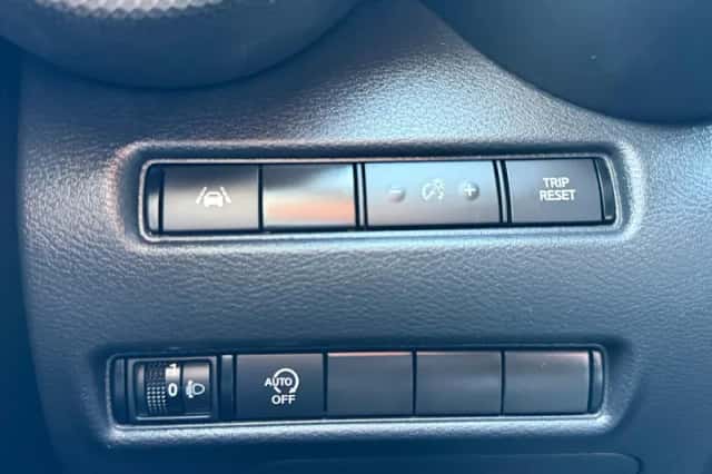 Nissan Juke (2021) thumbnail 16