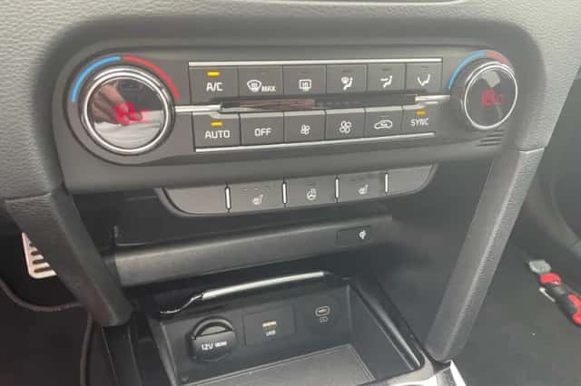 Kia Ceed Sportswagon (2024) thumbnail 19