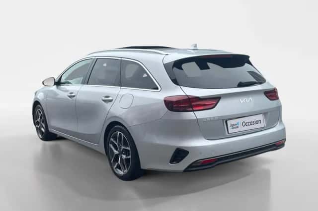Kia Ceed Sportswagon (2024) thumbnail 9