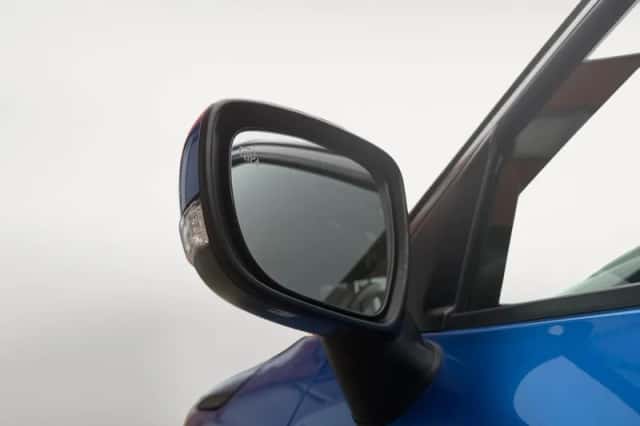 Suzuki Ignis (2021) thumbnail 9