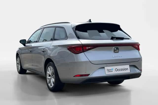 SEAT Leon (2023) thumbnail 2