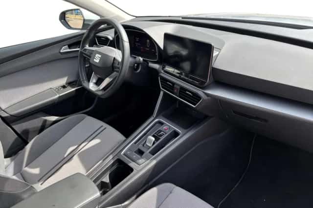 SEAT Leon (2023) thumbnail 11