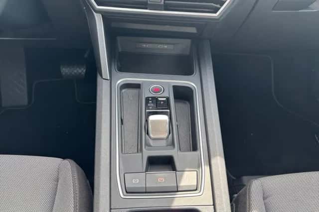 SEAT Leon (2023) thumbnail 14