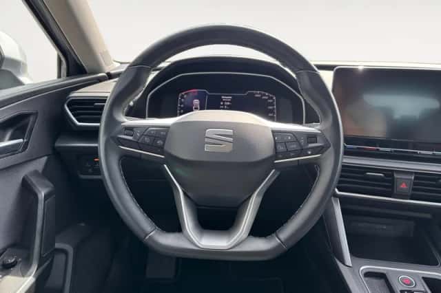 SEAT Leon (2023) thumbnail 18