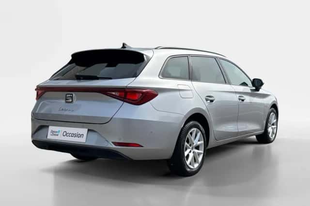 SEAT Leon (2023) thumbnail 4