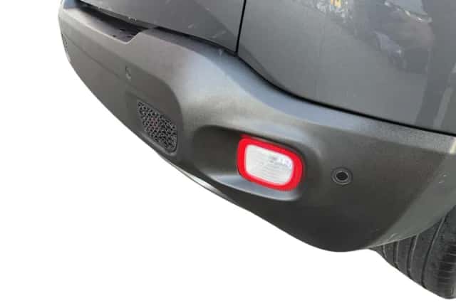 Jeep Renegade (2023) thumbnail 12
