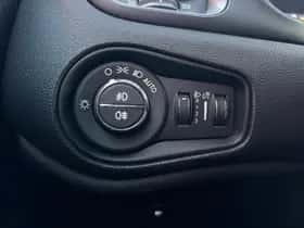Jeep Renegade (2023) thumbnail 15