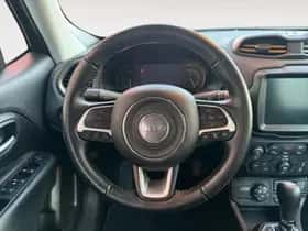 Jeep Renegade (2023) thumbnail 16