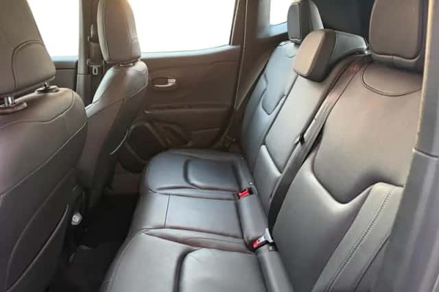 Jeep Renegade (2023) thumbnail 29