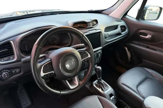 Jeep Renegade (2023) thumbnail 31