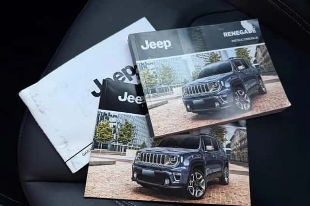 Jeep Renegade (2023) thumbnail 37