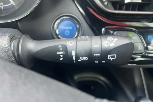 Toyota C-HR (2023) thumbnail 21
