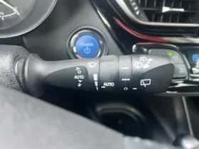 Toyota C-HR (2023) thumbnail 21