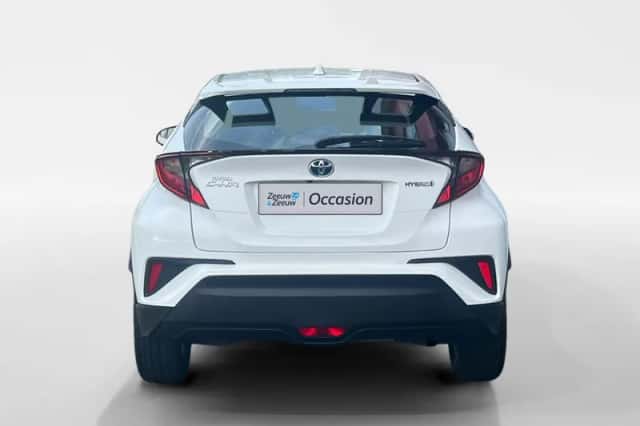 Toyota C-HR (2023) thumbnail 9
