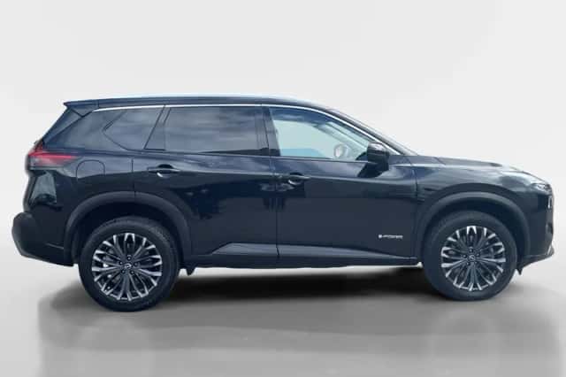 Nissan X-Trail (2025) thumbnail 2