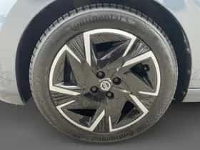 Nissan Micra (2023) thumbnail 5