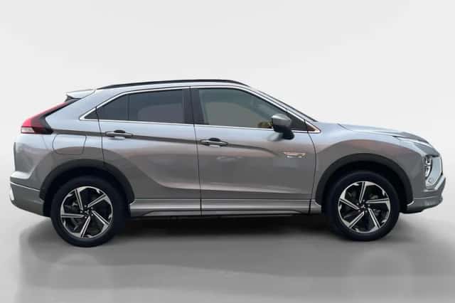 Mitsubishi Eclipse Cross (2024) thumbnail 2