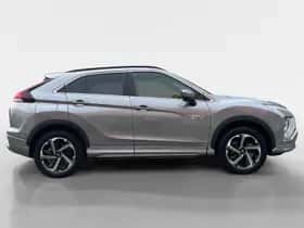Mitsubishi Eclipse Cross (2024) thumbnail 2