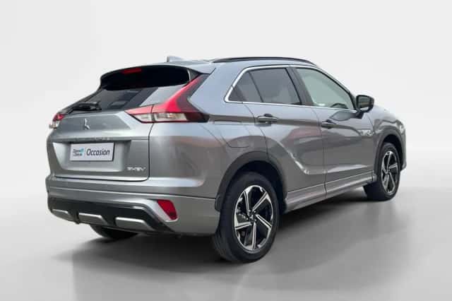 Mitsubishi Eclipse Cross (2024) thumbnail 3