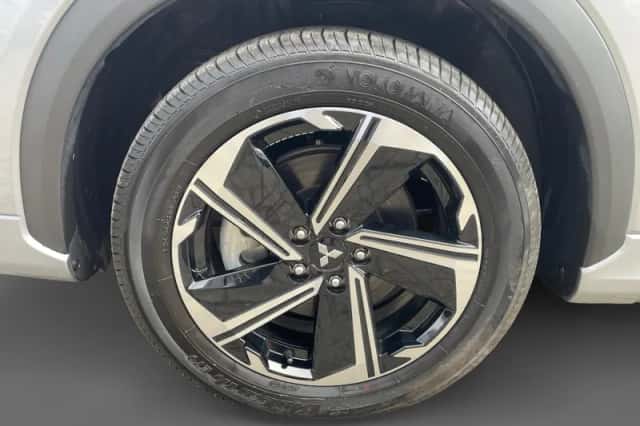 Mitsubishi Eclipse Cross (2024) thumbnail 5