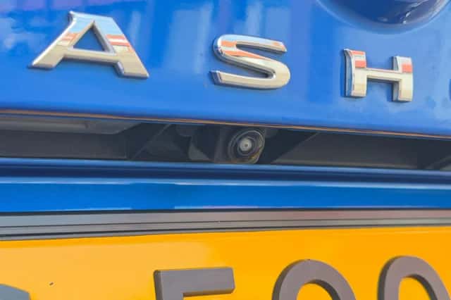Nissan Qashqai (2023) thumbnail 12