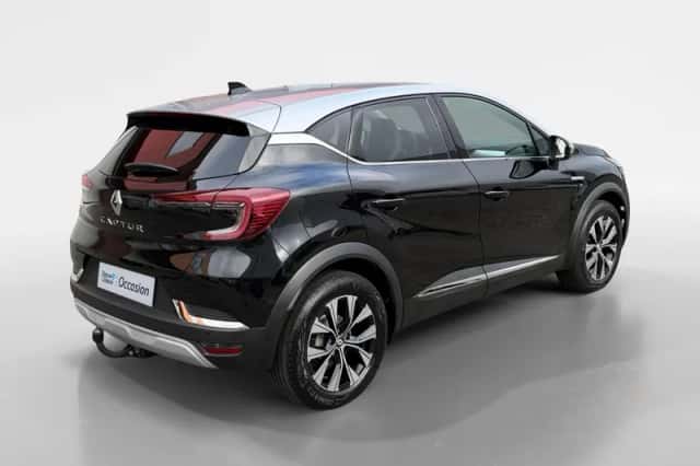 Renault Captur (2023) thumbnail 4