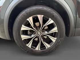 Renault Captur (2023) thumbnail 9