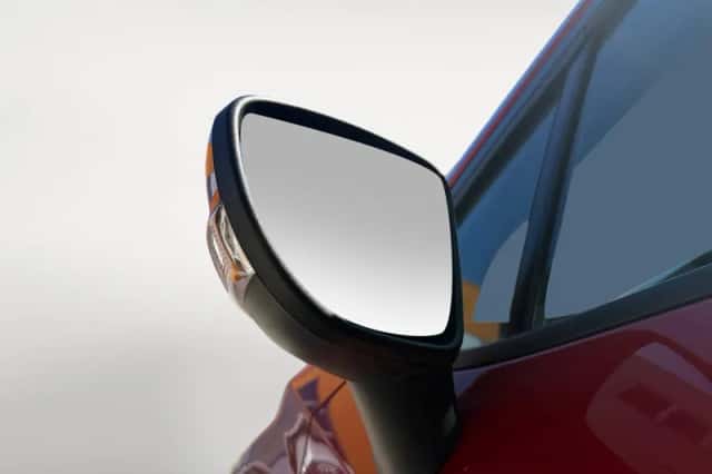 Nissan Micra (2020) thumbnail 10