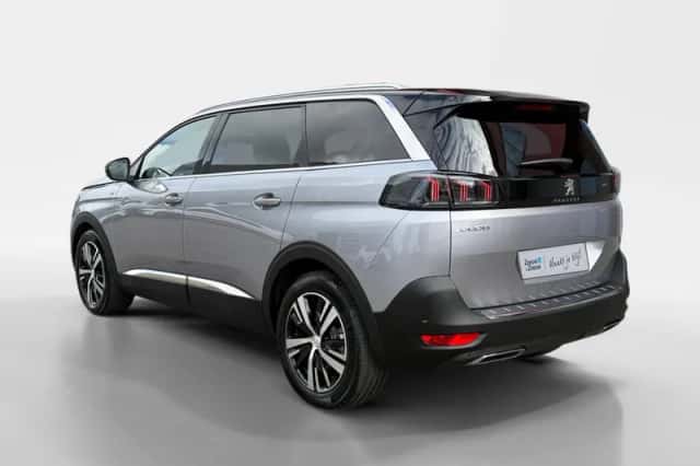 Peugeot 5008 (2024) thumbnail 3