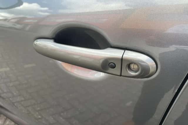 Nissan Juke (2018) thumbnail 31