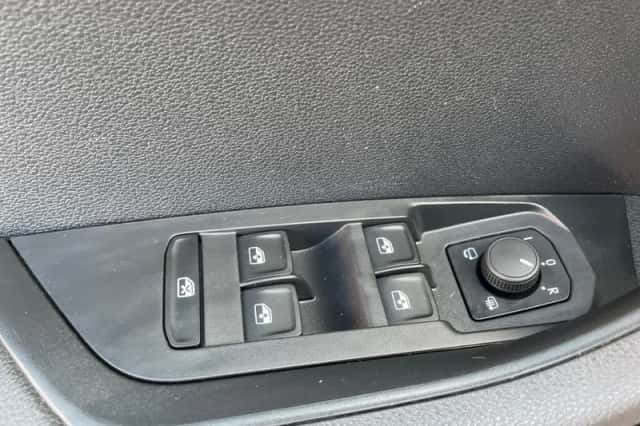 Škoda Karoq (2025) thumbnail 24