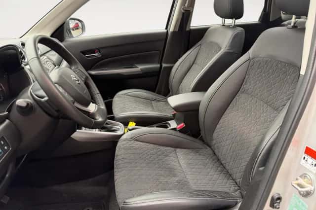 Suzuki Vitara (2025) thumbnail 16