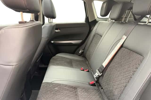 Suzuki Vitara (2025) thumbnail 18