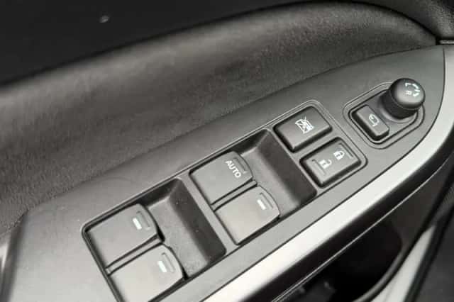 Suzuki Vitara (2025) thumbnail 21