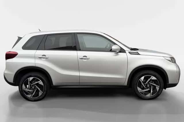 Suzuki Vitara (2025) thumbnail 5