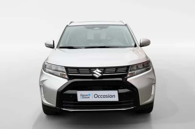 Suzuki Vitara (2025) thumbnail 8