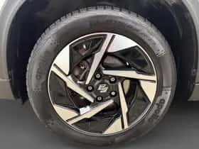 Suzuki Vitara (2025) thumbnail 9