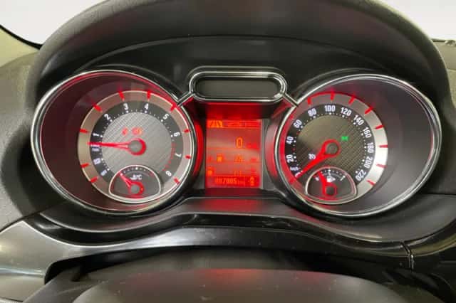 Opel Adam (2019) thumbnail 20
