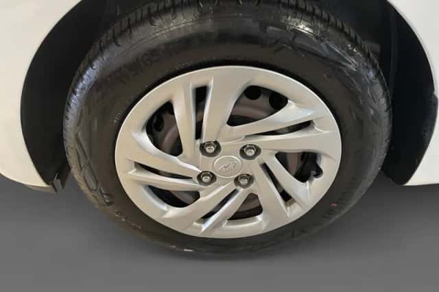 Hyundai i10 (2021) thumbnail 8