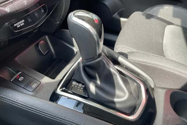 Nissan Qashqai (2021) thumbnail 18