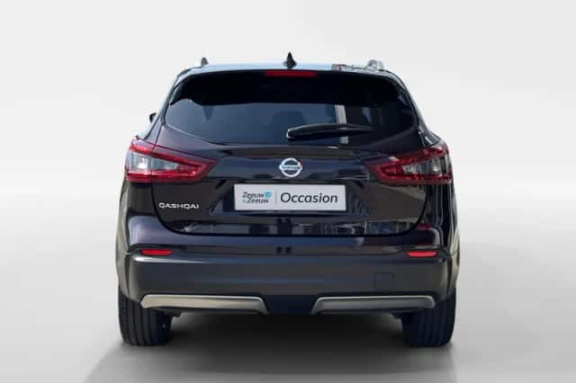 Nissan Qashqai (2021) thumbnail 3