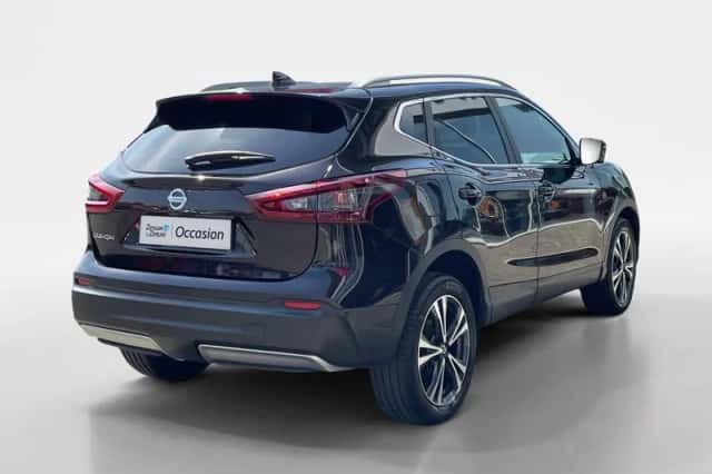 Nissan Qashqai (2021) thumbnail 4